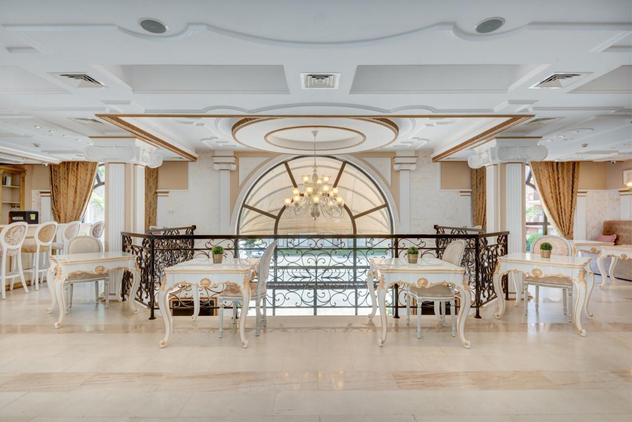 Dawn Park Deluxe Aparthotel Sunny Beach Esterno foto