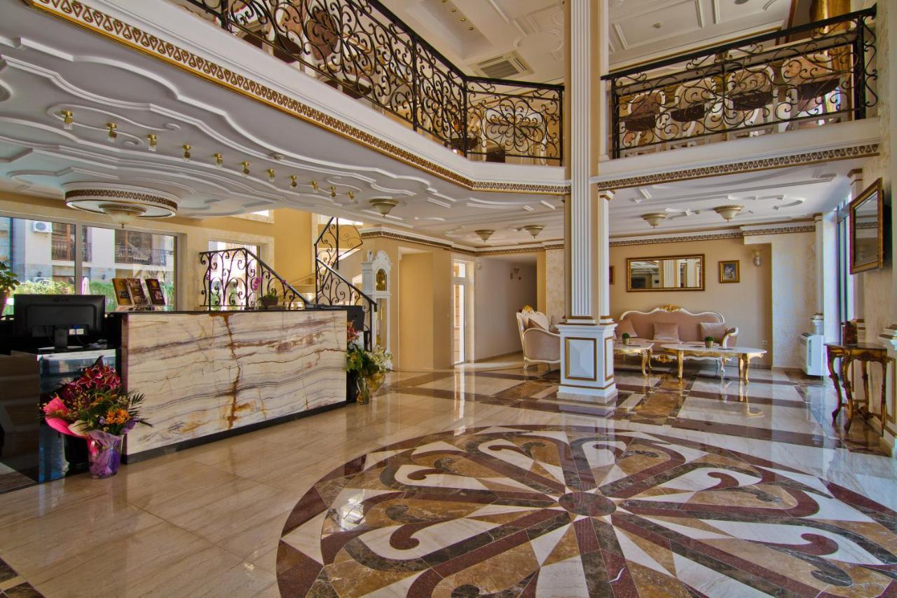 Dawn Park Deluxe Aparthotel Sunny Beach Esterno foto
