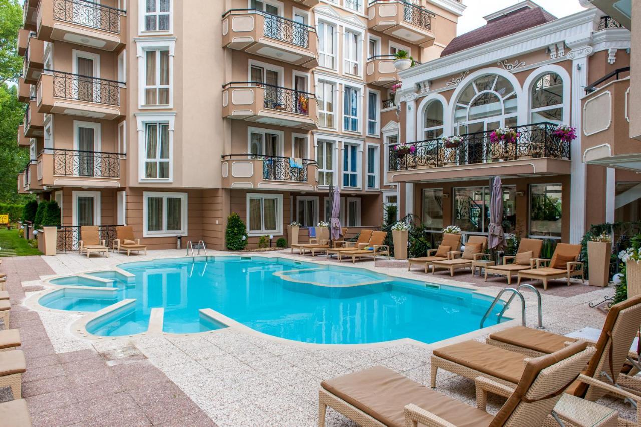 Dawn Park Deluxe Aparthotel Sunny Beach Esterno foto