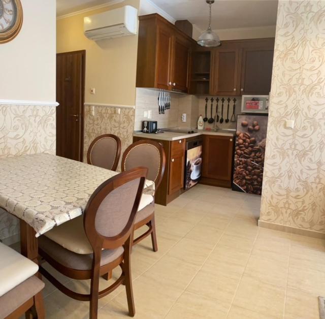 Dawn Park Deluxe Aparthotel Sunny Beach Esterno foto