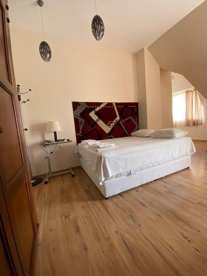 Dawn Park Deluxe Aparthotel Sunny Beach Esterno foto