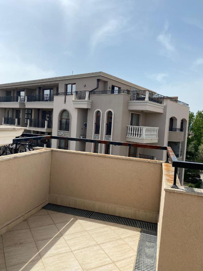 Dawn Park Deluxe Aparthotel Sunny Beach Esterno foto