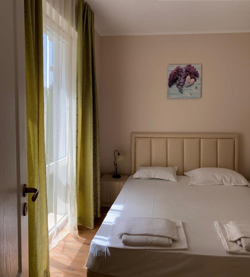 Dawn Park Deluxe Aparthotel Sunny Beach Esterno foto