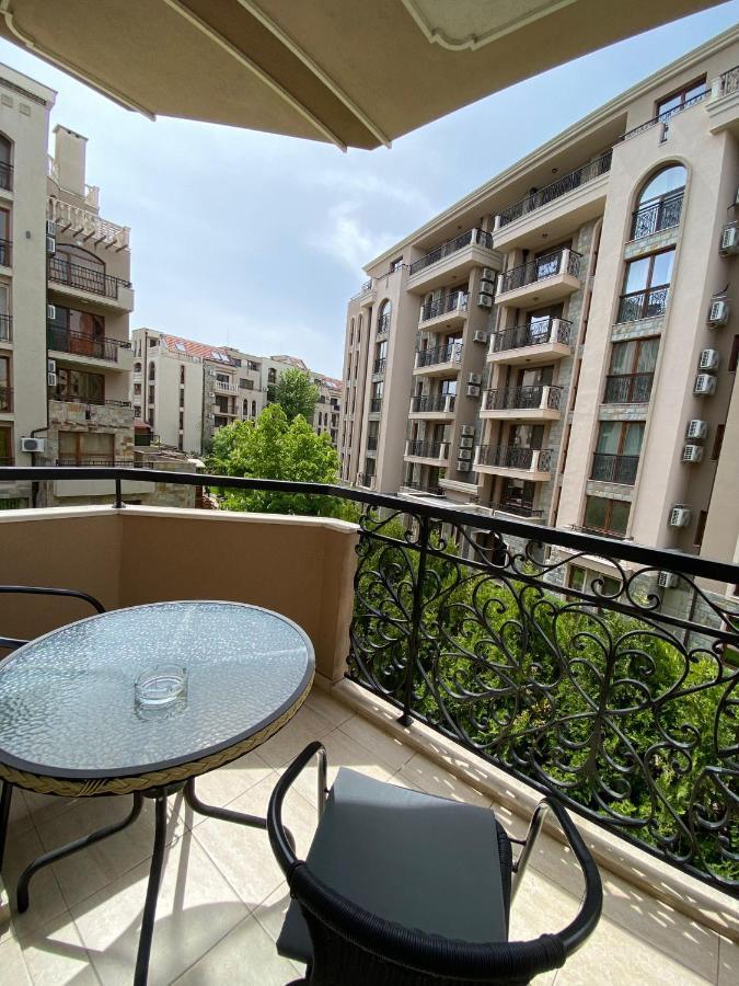 Dawn Park Deluxe Aparthotel Sunny Beach Esterno foto