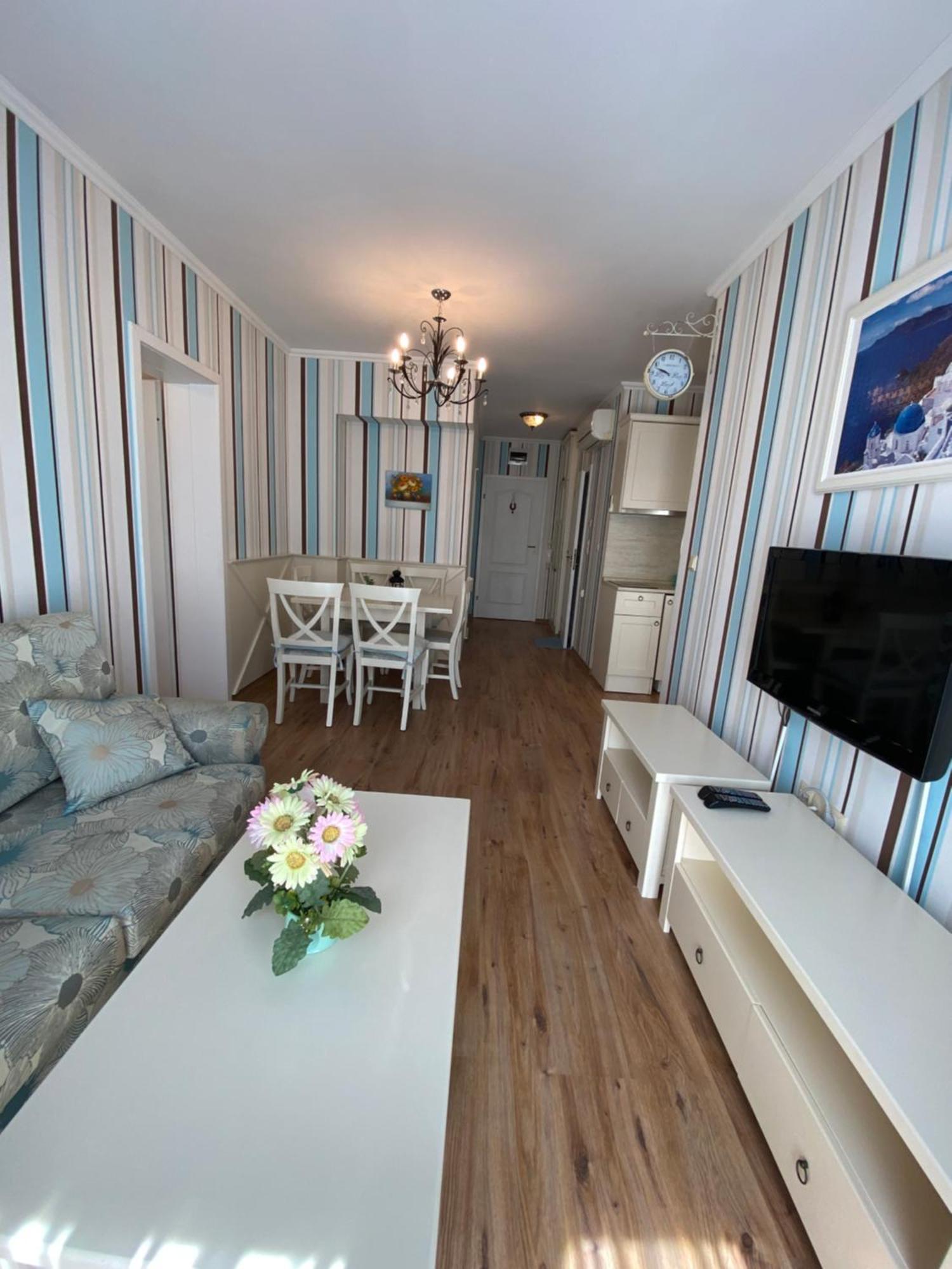 Dawn Park Deluxe Aparthotel Sunny Beach Esterno foto