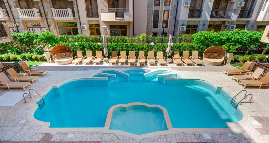 Dawn Park Deluxe Aparthotel Sunny Beach Esterno foto