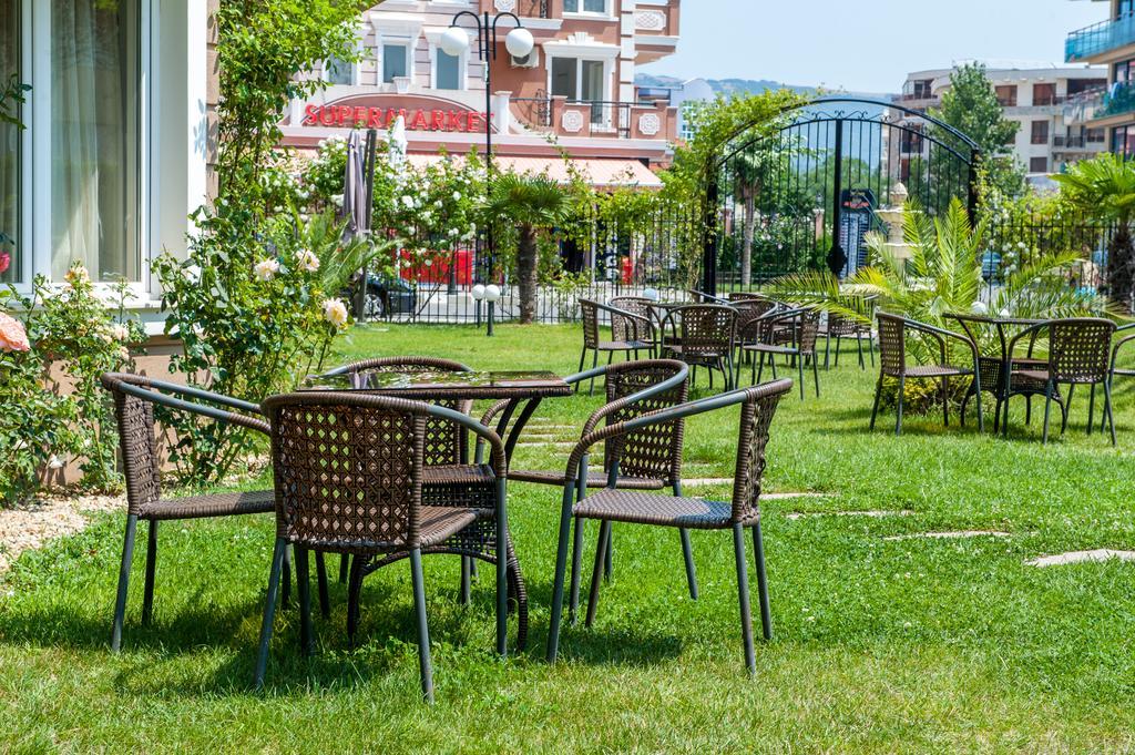 Dawn Park Deluxe Aparthotel Sunny Beach Esterno foto